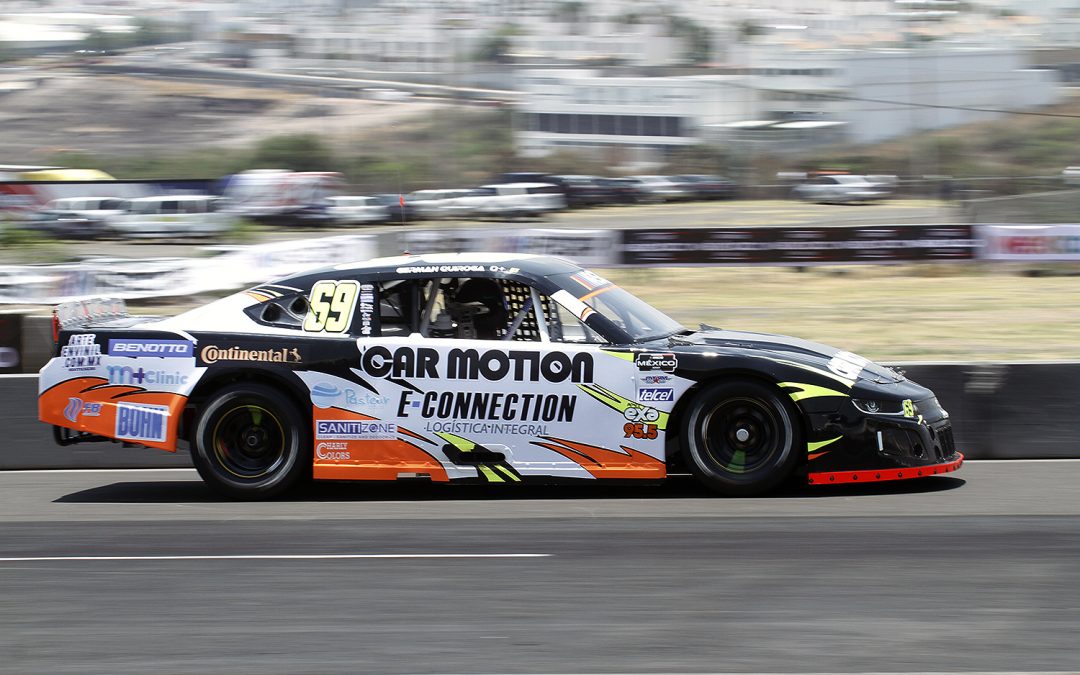 Car Motion Motorsport a brillar en la carrera nocturna en El Dorado Speedway